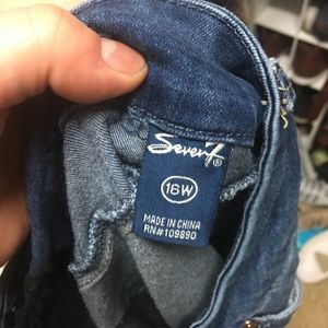 Seven7 jeans